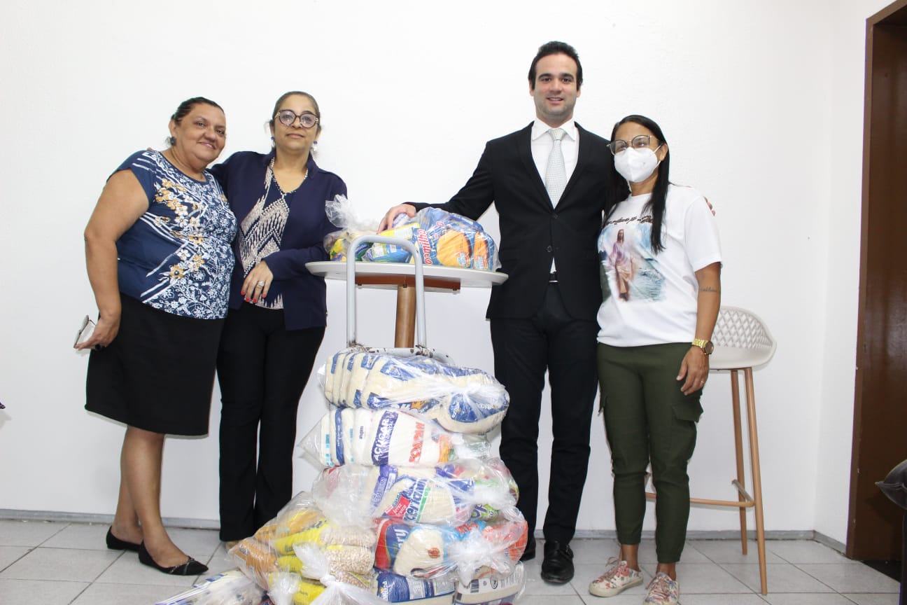 CAACE realiza doação de alimentos a entidades filantrópicas de Fortaleza